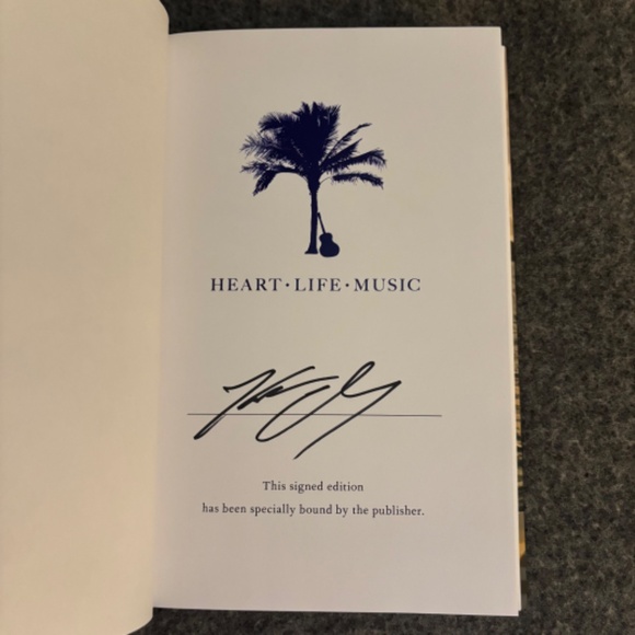 KENNY CHESNEY Heart Life Music SIGNED New Book - Picture 5 of 9